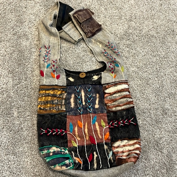 Rising International Handbags - EUC Bohemian Hippie Hobo Bag Patchwork Sling embroidered Crossbody. 100% cotton